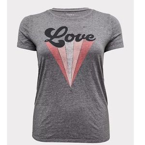 Love graphic short sleeve plus size t-shirt